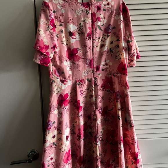 Ava & Viv Floral Fit and Flare Dress Size 1X - Picture 2 of 4
